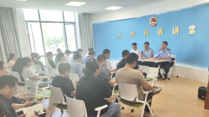 三龙镇开展人大代表“微讲堂”活动