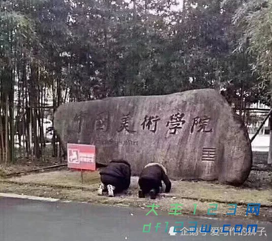 0.jpg