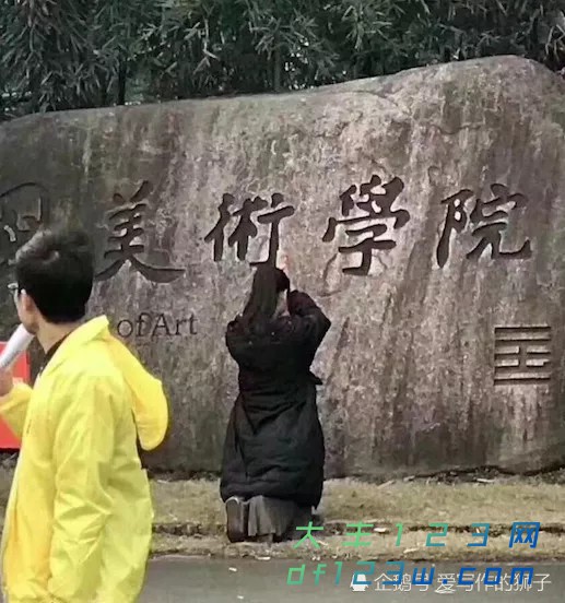 0.jpg
