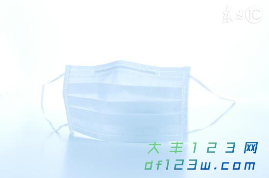 OtVR-fykiuex6870593.jpg