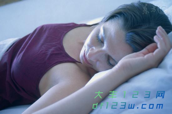 7cf8-fwnpcnt1171078.jpg