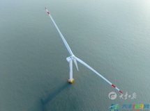 江苏最大“风车”转起来 转一圈发电29千瓦时