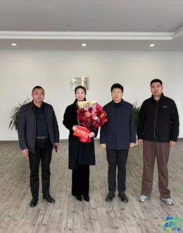 开学季：以党员初心传温暖，以好人精神护童心