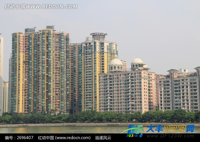 zhujiangbianmijideshangpinfang_2696407.jpg